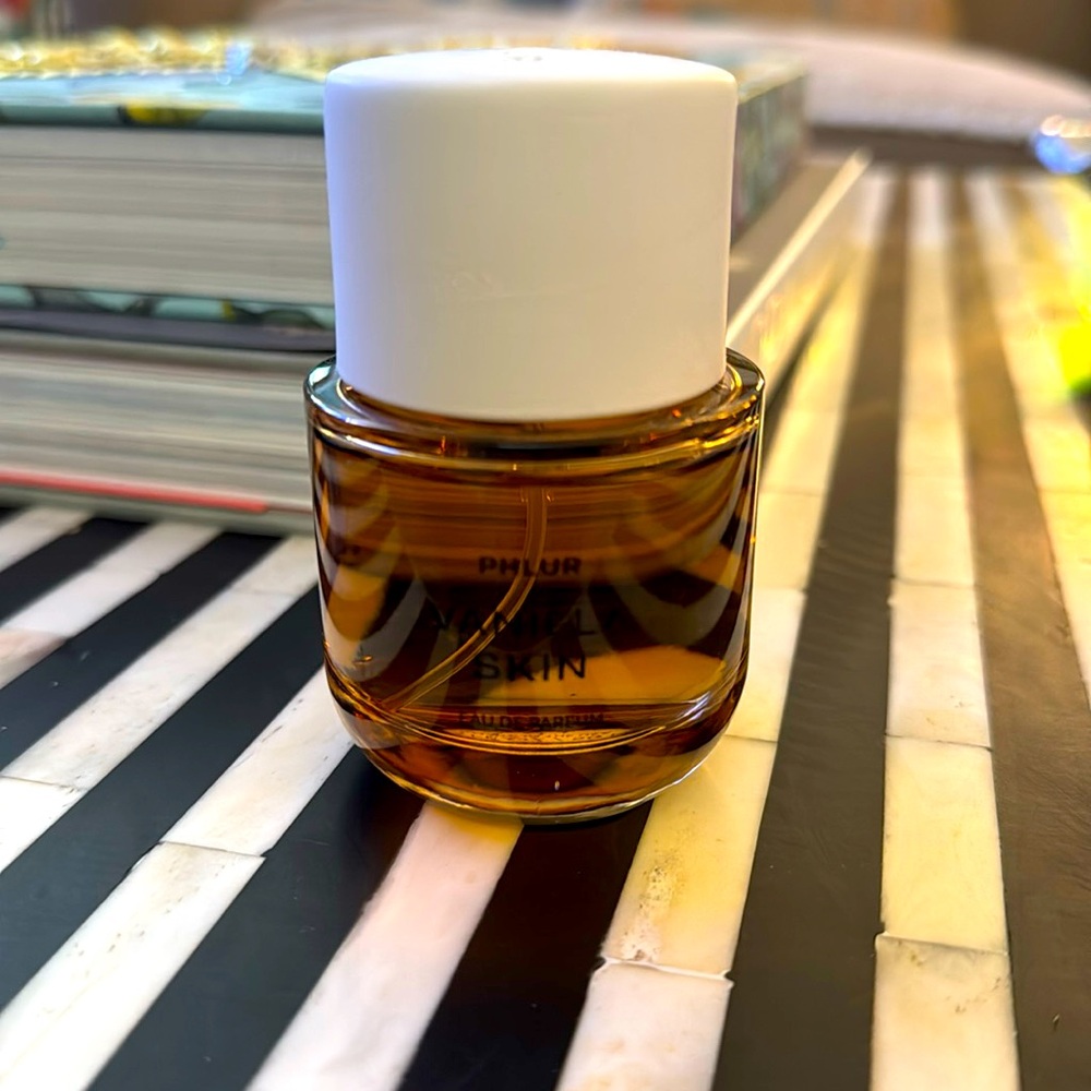 Phlur Vanilla Skin Eau De Parfum